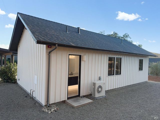 25 Sylvia Dr, Glen Ellen, CA 95442