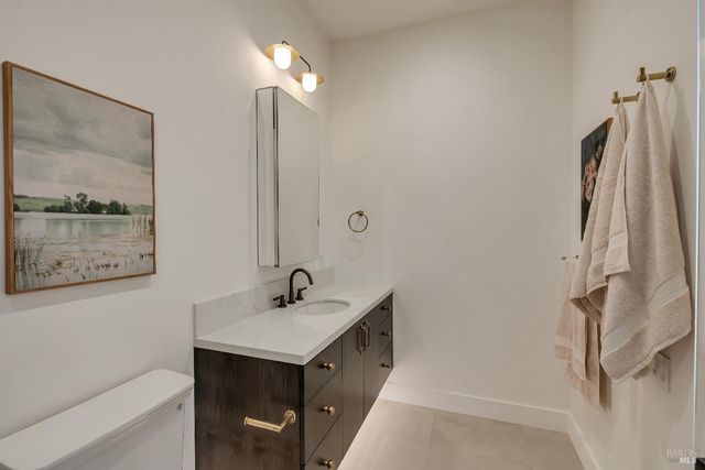 25 Sylvia Dr, Glen Ellen, CA 95442