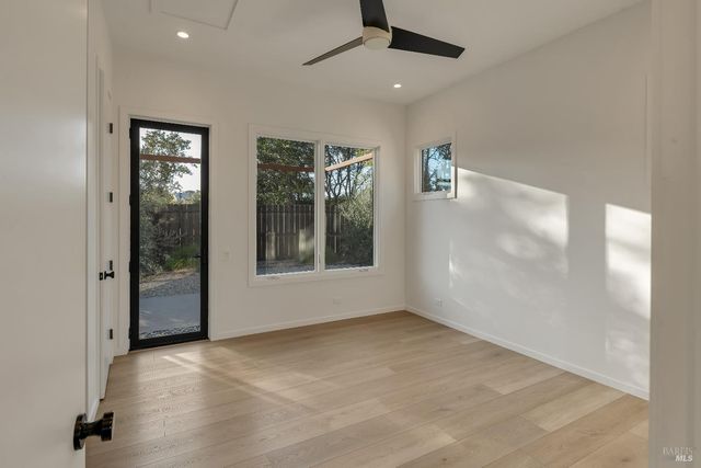 25 Sylvia Dr, Glen Ellen, CA 95442