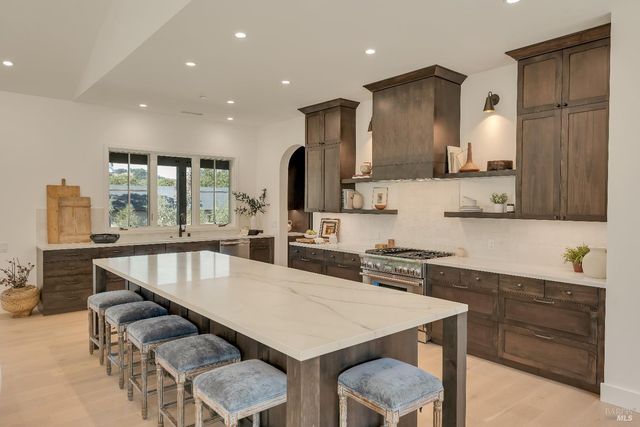 25 Sylvia Dr, Glen Ellen, CA 95442