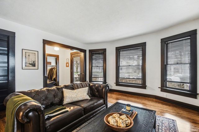 809 S 6Th Street, Goshen, IN 46526