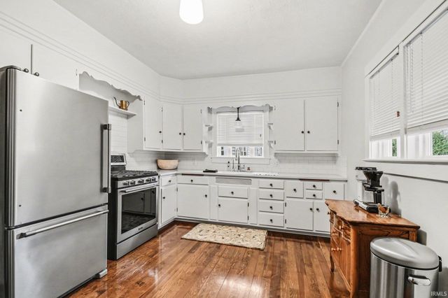 809 S 6Th Street, Goshen, IN 46526