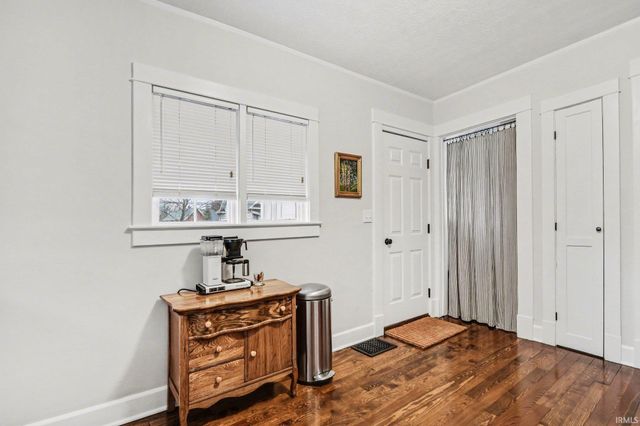 809 S 6Th Street, Goshen, IN 46526