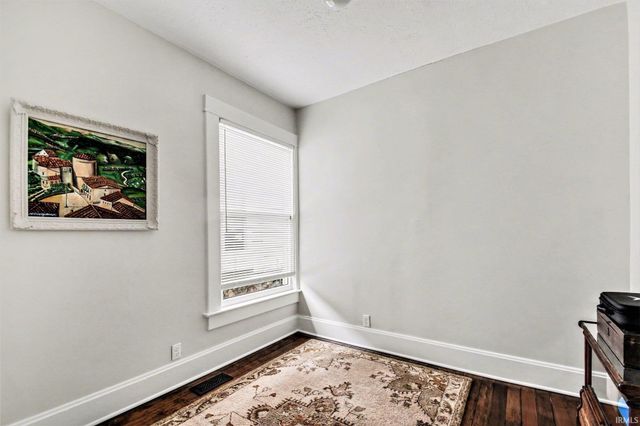 809 S 6Th Street, Goshen, IN 46526