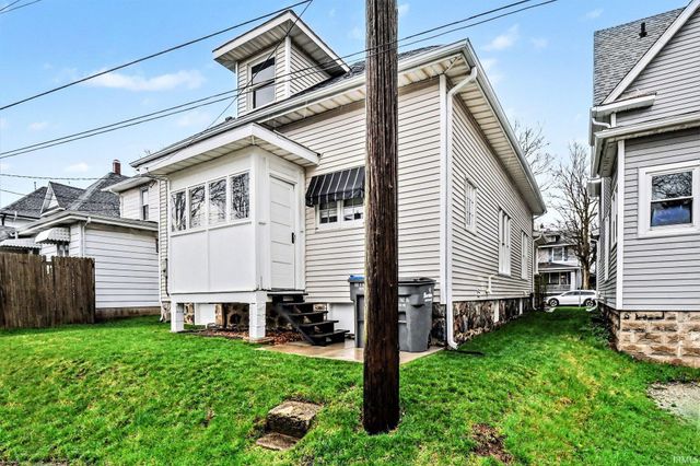 809 S 6Th Street, Goshen, IN 46526