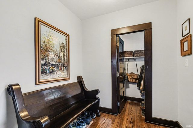 809 S 6Th Street, Goshen, IN 46526