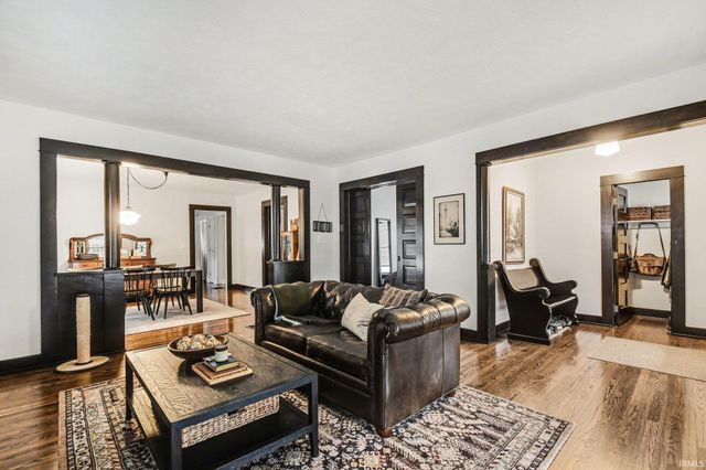 809 S 6Th Street, Goshen, IN 46526