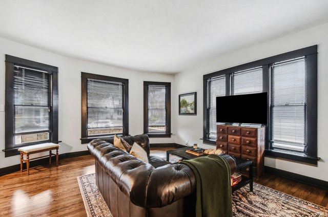 809 S 6Th Street, Goshen, IN 46526