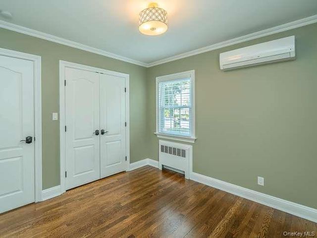 5 Central Avenue, Glen Cove, NY 11542