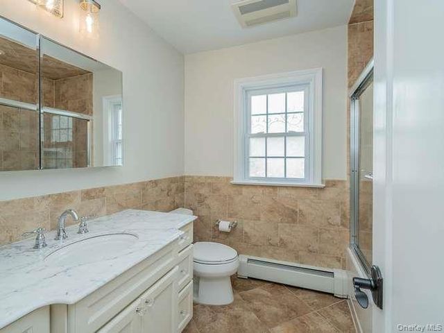 5 Central Avenue, Glen Cove, NY 11542