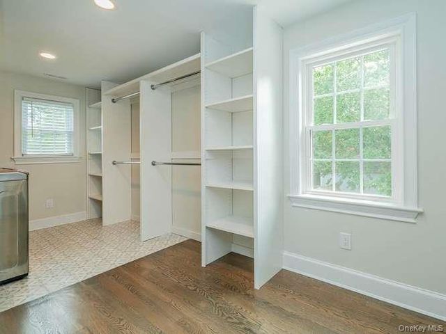 5 Central Avenue, Glen Cove, NY 11542