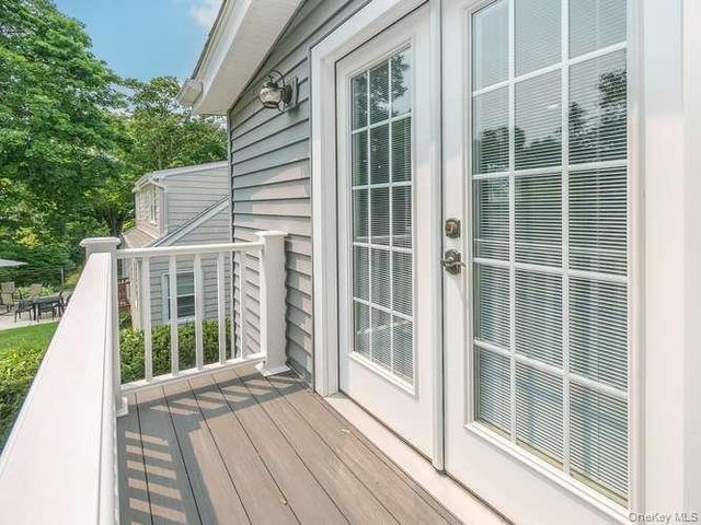 5 Central Avenue, Glen Cove, NY 11542
