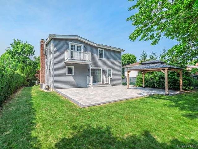 5 Central Avenue, Glen Cove, NY 11542