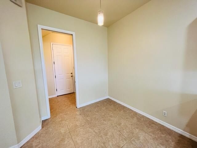 25 Beechdale Lane, Boynton Beach, FL 33426