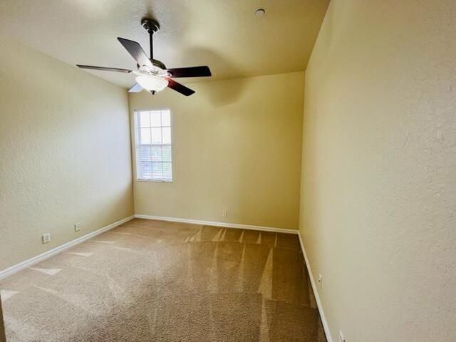 25 Beechdale Lane, Boynton Beach, FL 33426
