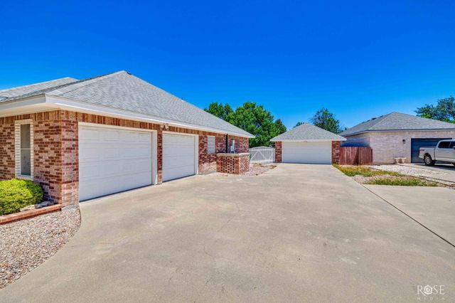 6030 Kingsbridge Drive, San Angelo, TX 76901