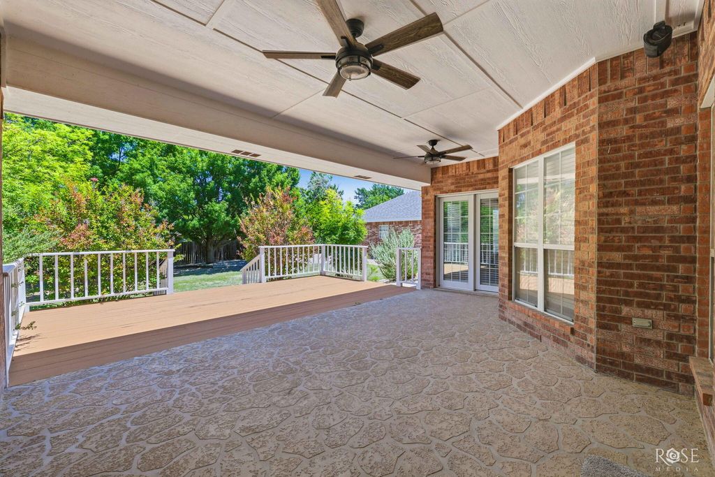 Image 32 of property listing at 6030 Kingsbridge Drive, San Angelo, TX 76901