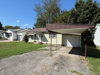 1719 North Weller Avenue, Springfield, MO 65803