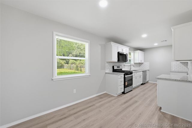 4338 N Frankfort Place, Tulsa, OK 74106