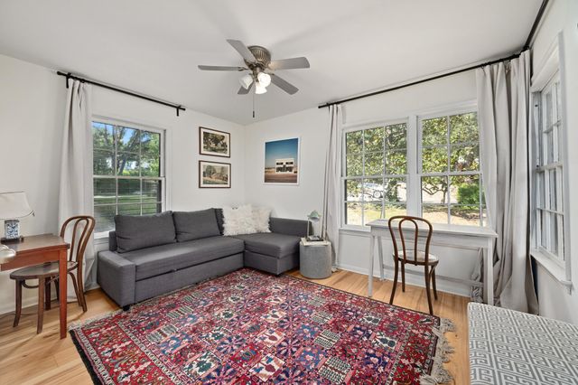 2402 Elmglen DR, Austin, TX 78704