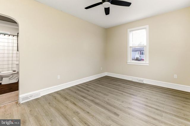 12 ORANGE ST, Pennsville, NJ 08070