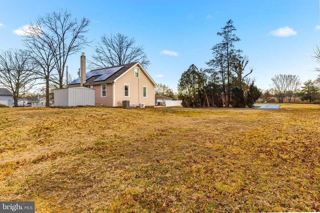 12 ORANGE ST, Pennsville, NJ 08070