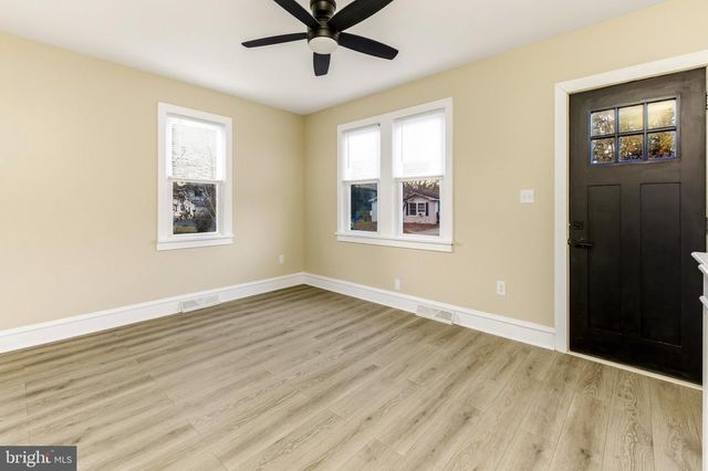 12 ORANGE ST, Pennsville, NJ 08070