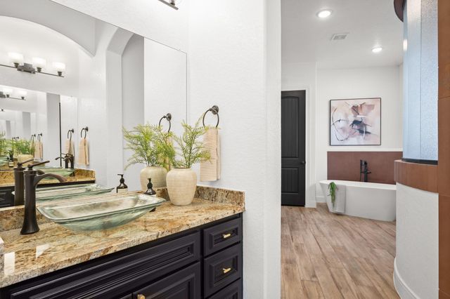 128 Hiram Cook, Blanco, TX 78606