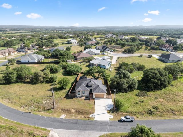 128 Hiram Cook, Blanco, TX 78606