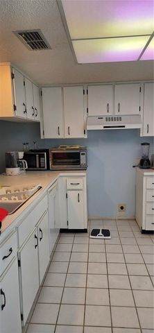 12500 DEARBORN DRIVE F, Hudson, FL 34667