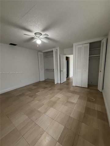 7200 SW 22nd St, Miami, FL 33155