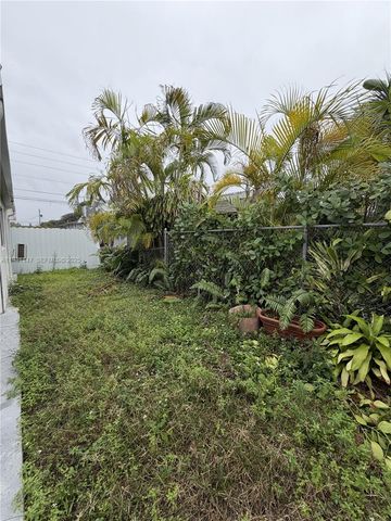 7200 SW 22nd St, Miami, FL 33155