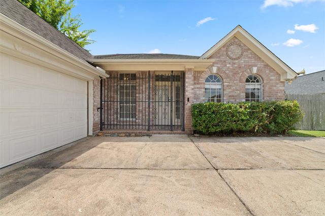 7915 Quail Meadow Drive, Houston, TX 77071