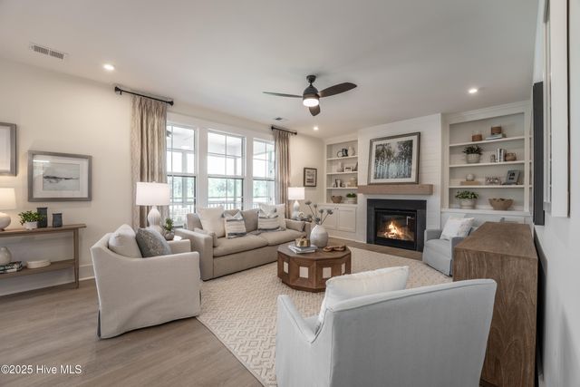 1016 Fawn Valley Way, Wilmington, NC 28409