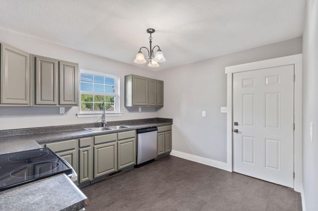 2500 SE Woodland Drive, SE, Cleveland, TN 37323