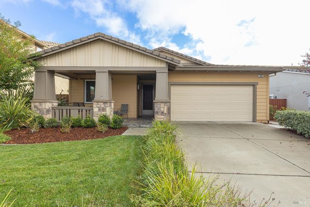 226 Saffron Ct, Napa, CA 94559