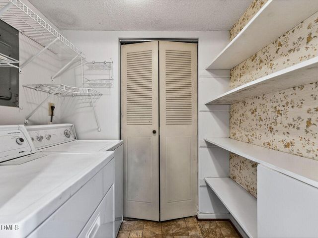 833 Kensington Drive, Cary, NC 27511