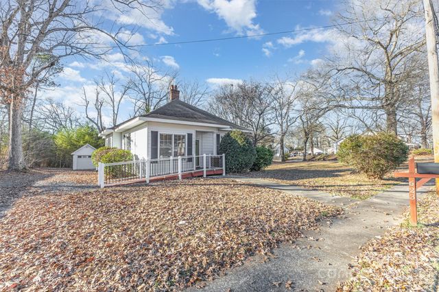 623 N 4th Street N, Albemarle, NC 28001