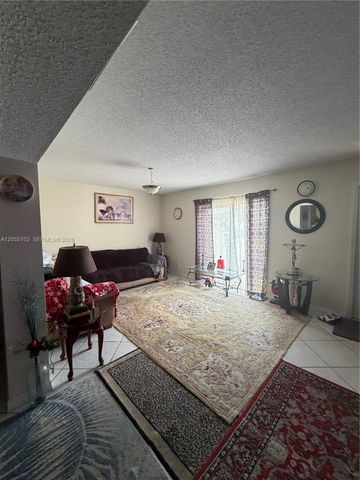 1727 NW 80th Avenue H, Margate, FL 33063