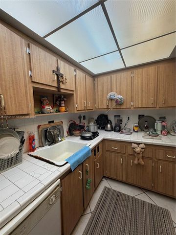 1727 NW 80th Avenue H, Margate, FL 33063