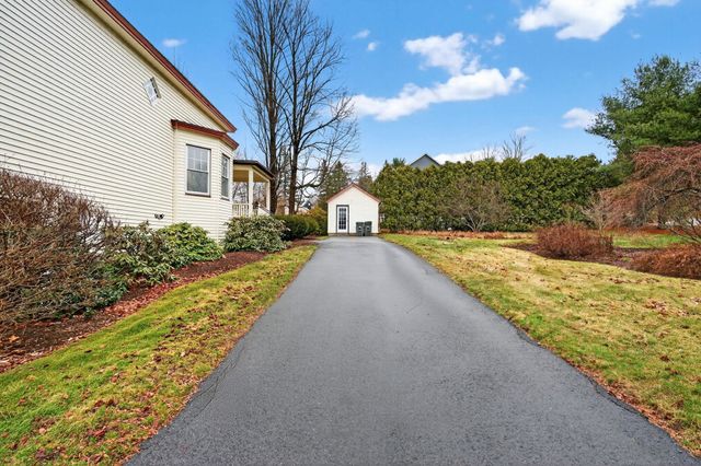 12 Millard Street, Pembroke, NH 03275