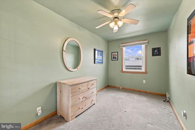 211 WILLOWBROOK AVE, Folsom, PA 19033