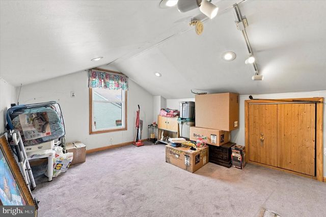 211 WILLOWBROOK AVE, Folsom, PA 19033
