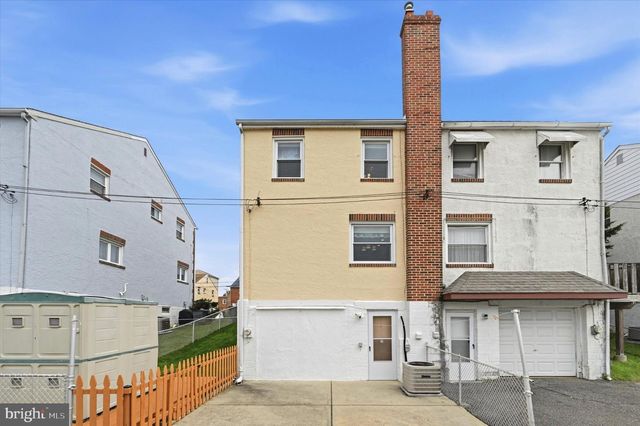 211 WILLOWBROOK AVE, Folsom, PA 19033