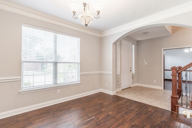 1100 Cedar Valley Drive, Irving, TX 75063