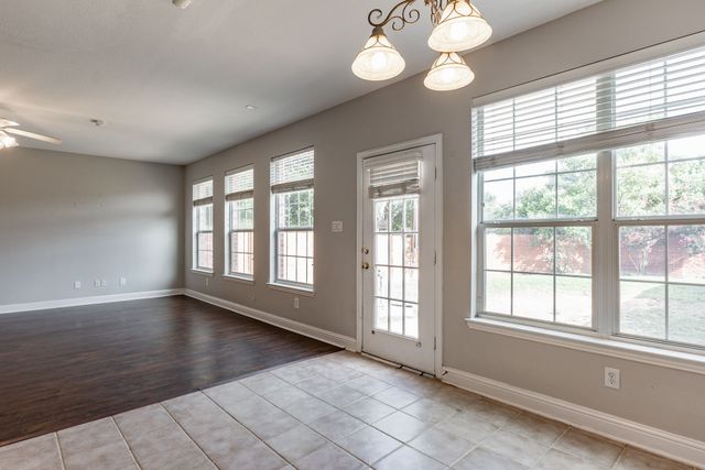 1100 Cedar Valley Drive, Irving, TX 75063