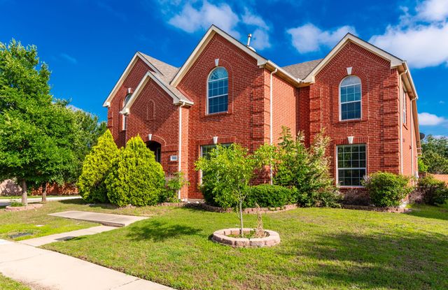 1100 Cedar Valley Drive, Irving, TX 75063