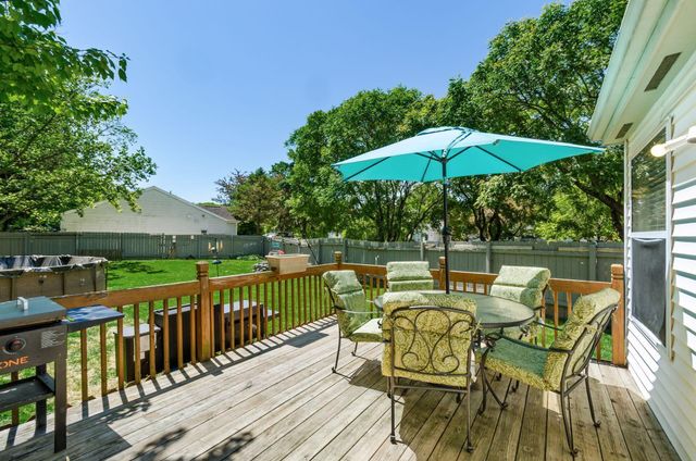 2281 Breeze Hill Drive, Grove City, OH 43123