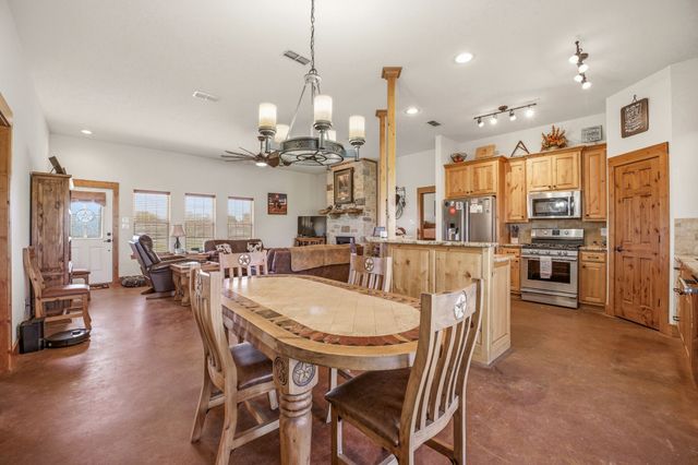 1186 County Road 1024, Glen Rose, TX 76043