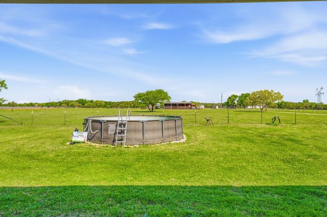 1186 County Road 1024, Glen Rose, TX 76043